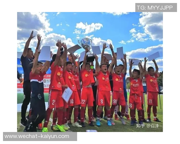 恒大足球梯队培养青少年足球人才助力中国足球未来发展